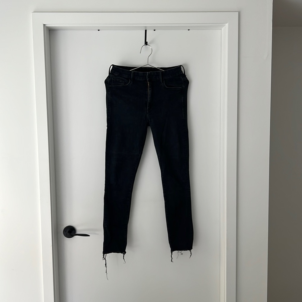 Mother high waisted ankle fray in blackbird, size 27